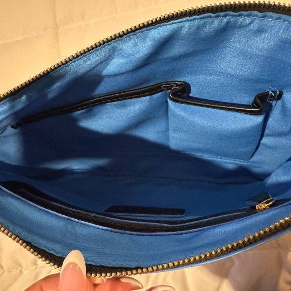 Carlos Santana Black Magic Blue & Black Laser-Cut Clutch - Picture 4 of 10